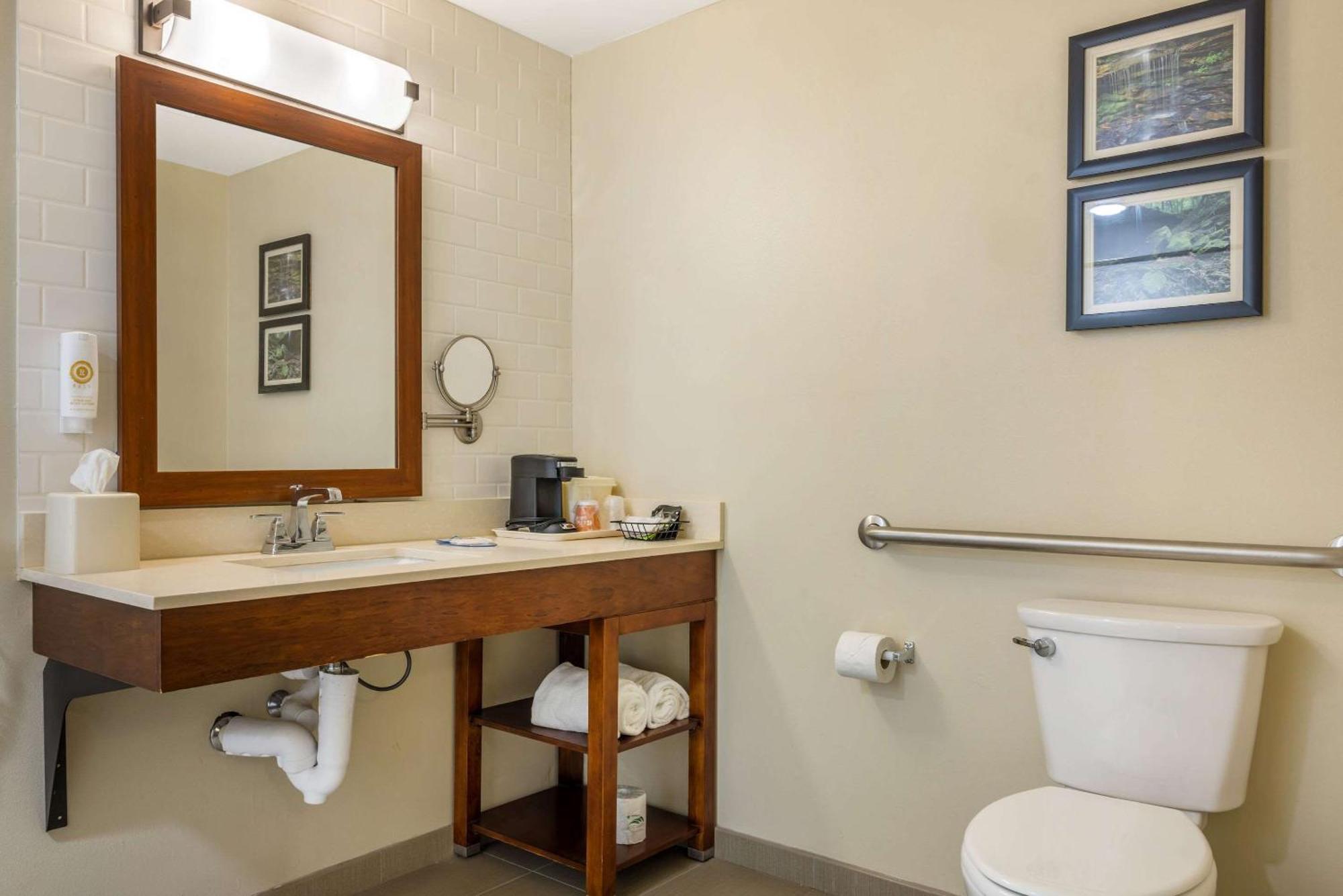 Comfort Inn & Suites At Crossplex Village Birmingham Eksteriør bilde