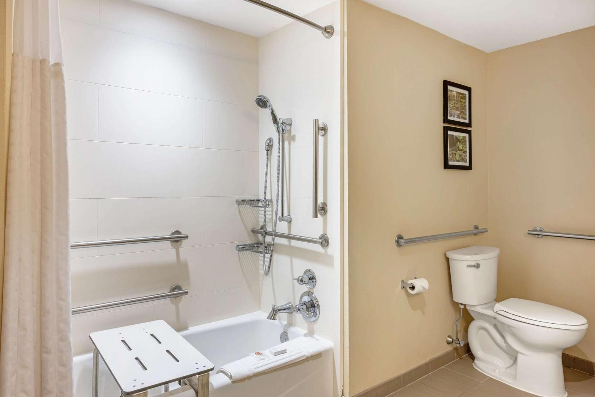 Comfort Inn & Suites At Crossplex Village Birmingham Eksteriør bilde