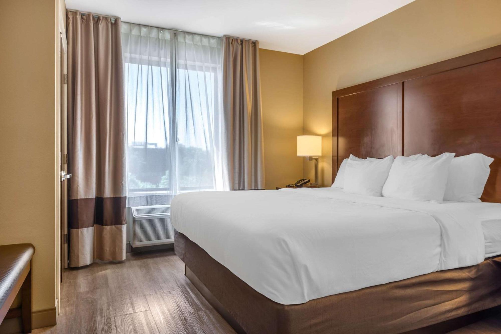 Comfort Inn & Suites At Crossplex Village Birmingham Eksteriør bilde