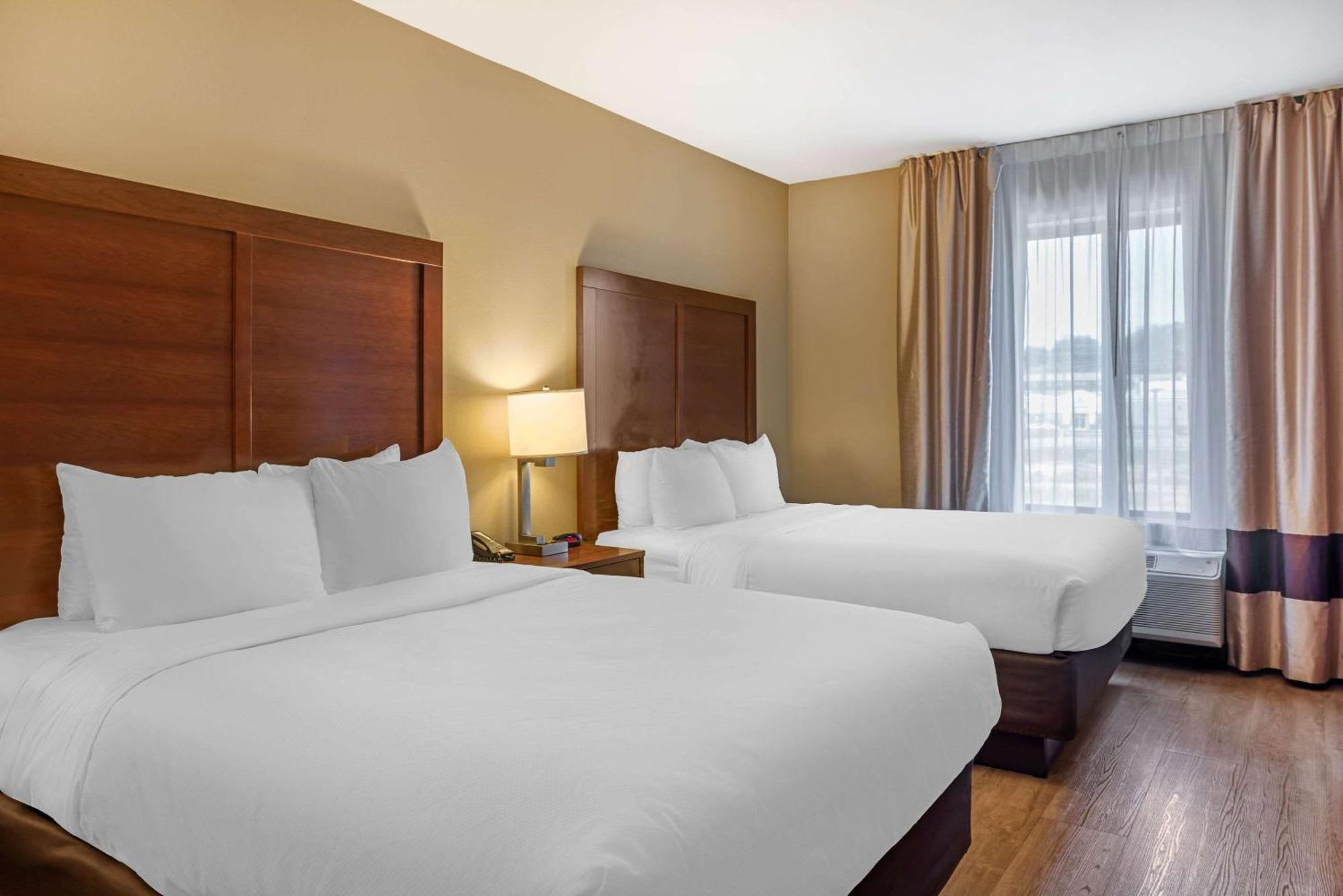 Comfort Inn & Suites At Crossplex Village Birmingham Eksteriør bilde